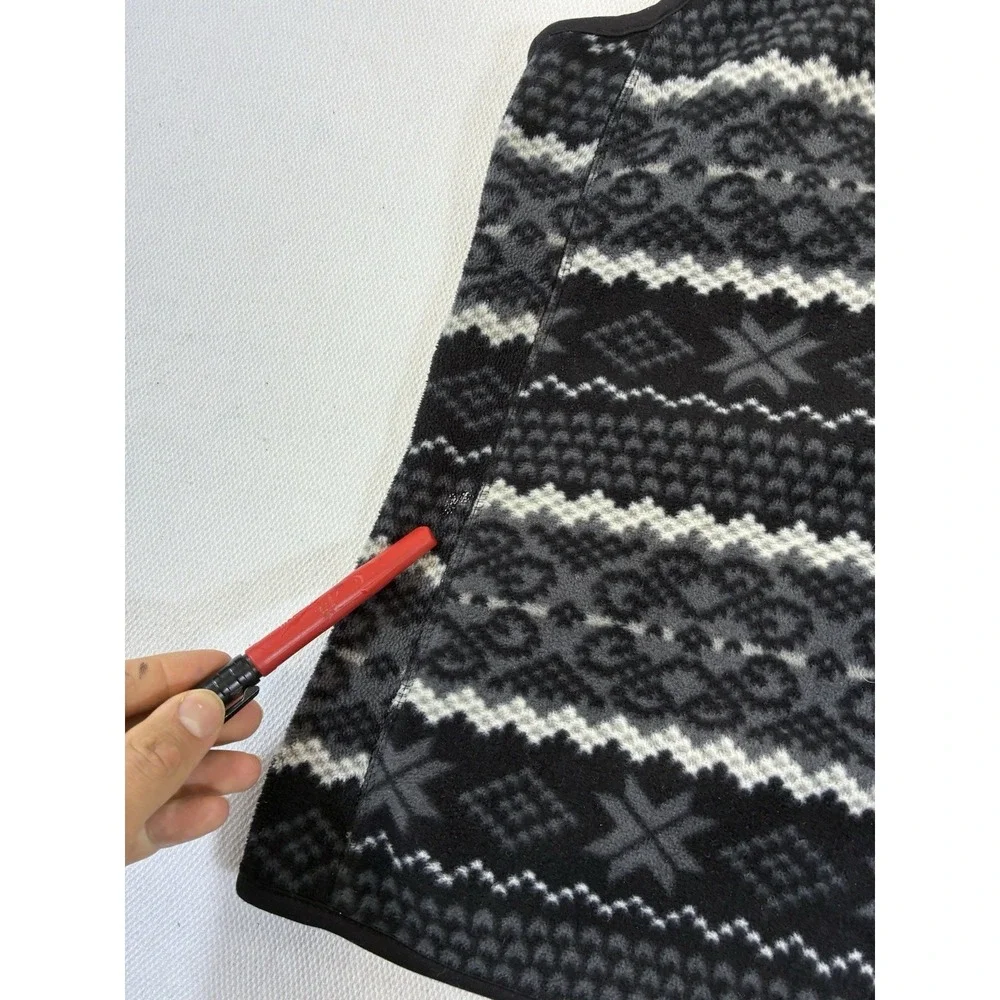 BRITISH‎ KHAKI Women's Fleece Vest Medium Grey Black Fair Isle Nordic Full Zip - Picture 6 of 11